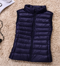 Stylish Women's Puffer Vest - Lightweight & Chic (One Piece)